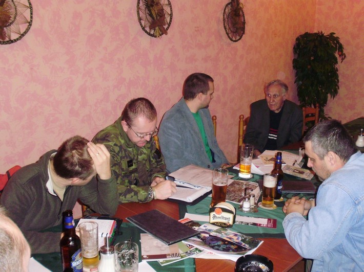 Kolín, 2008-11-01, schůze jednoty ČsOL, foto AZ.JPG