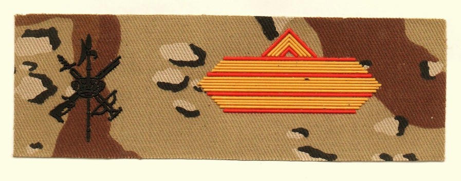 Spanish_Legion_1st_Sergeant_Desert_Uniform.jpg
