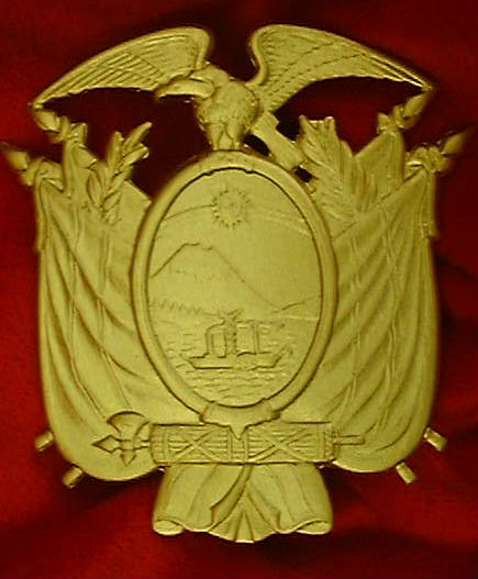 ECUADOR_army_officer_cap_badge.jpg