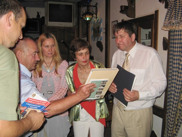 2011-06-30 Luck, vedení ČsOL a představitelé místních organizací