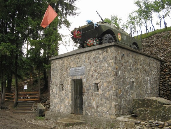 2011-07-03 Koločava, pomník interncionálům