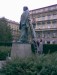 3 bronzová socha    J. Arbes před  práci.jpg