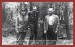 10-Vpravo na obrázku hajný A. Haman s velitelem partyzánského oddílu Vpřed majorem Melničukem